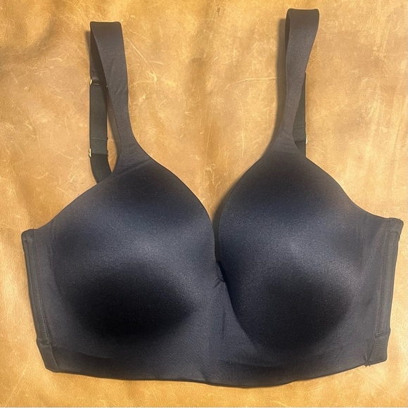 Natori Other - Natori Black Wireless Contour Two-Hook Adjustable Straps T-shirt Bra | 36DD